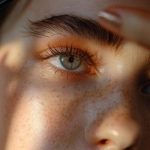 روش‌های طبیعی برای تقویت ابرو